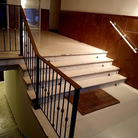 Vestige Basement Apartment Αθήνα Εξωτερικό φωτογραφία